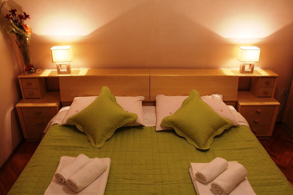 Apartments Stari Sibenik Grebaštica 객실 사진