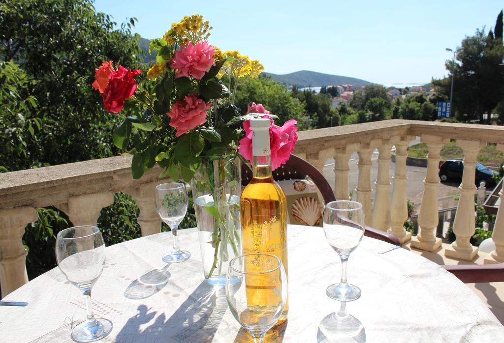 Apartments Stari Sibenik Grebaštica 객실 사진